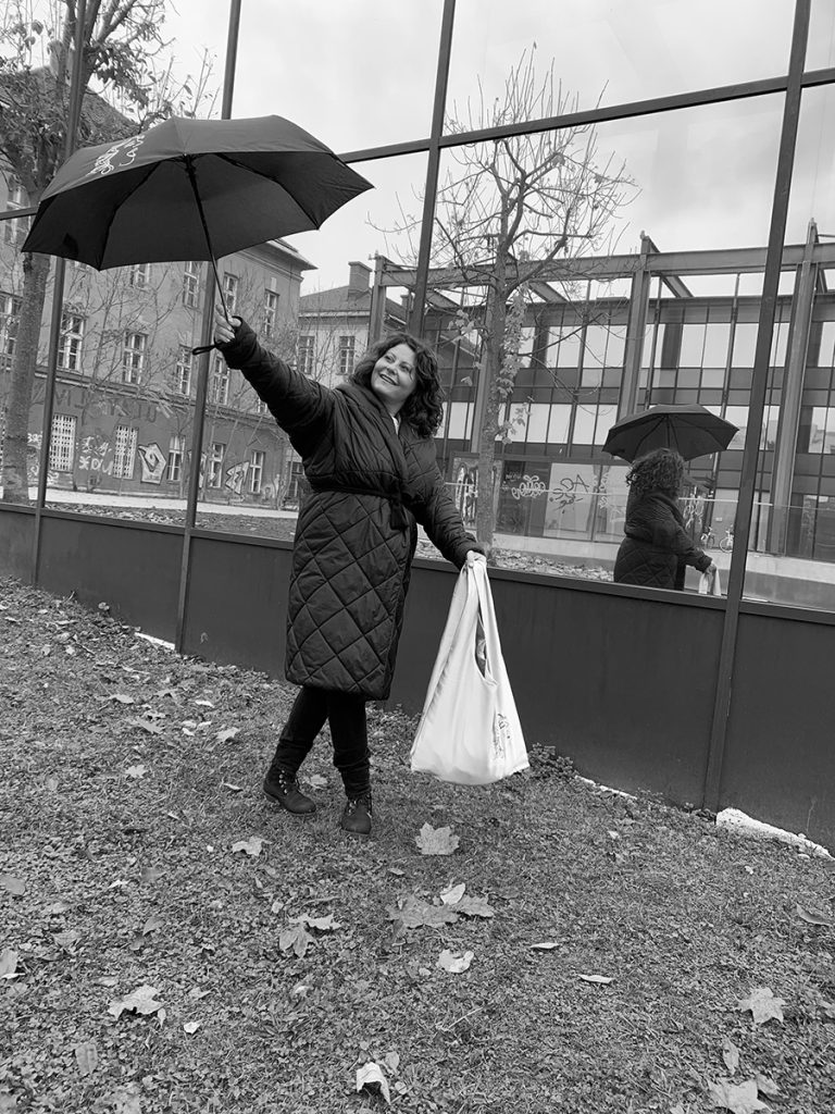 Deznik_2_bw